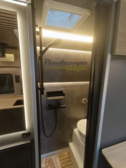 Camper NOMADE NATION SPACE lleno