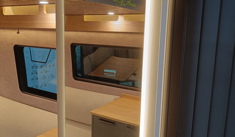 Camper NOMADE NATION SPACE lleno