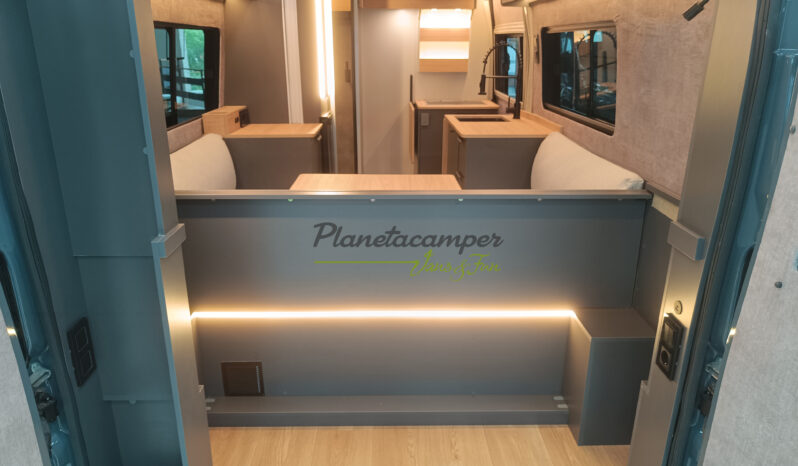 Camper NOMADE NATION SPACE lleno