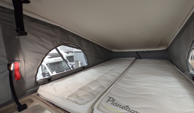 Camper CHALLENGER V114 BREAK TECHO ELEVABLE lleno