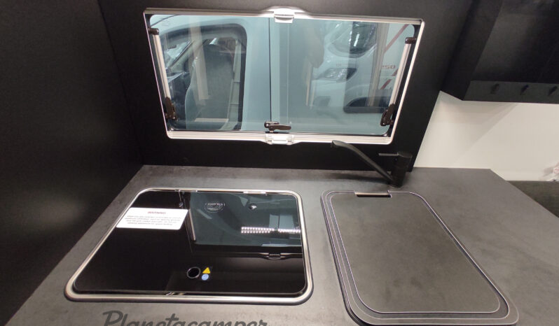 CHALLENGER 260 GRAPHITE modelo 2027 cambio automático lleno