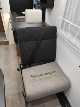 CHALLENGER 260 GRAPHITE modelo 2027 cambio automático lleno