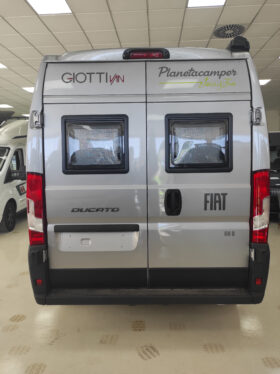 Camper GIOTTILINE GIOTTIVAN 60B PREMIERE EDITION CAMBIO AUTOMÁTICO