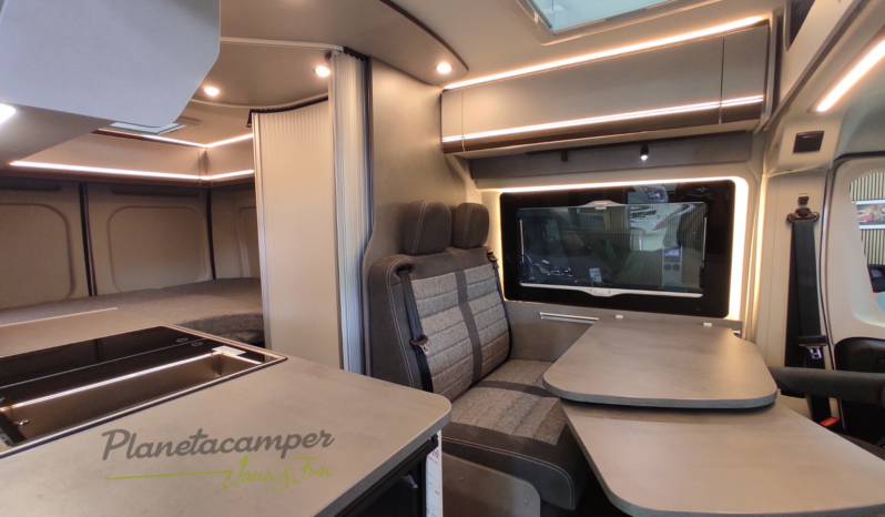 Camper PÖSSL SUMMIT SHINE 600RS PLUS lleno