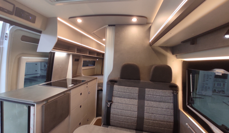 Camper PÖSSL SUMMIT SHINE 600RS PLUS lleno