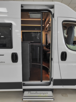 Camper PÖSSL SUMMIT SHINE 600RS PLUS lleno