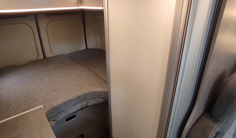 Camper PÖSSL SUMMIT SHINE 600RS PLUS lleno