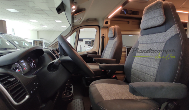 Camper PÖSSL SUMMIT SHINE 600RS PLUS lleno