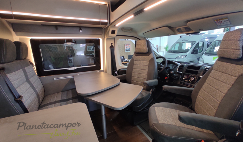 Camper PÖSSL SUMMIT SHINE 600RS PLUS lleno