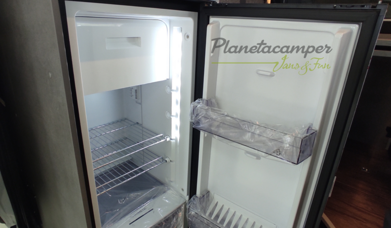Camper PÖSSL SUMMIT SHINE 600RS PLUS lleno
