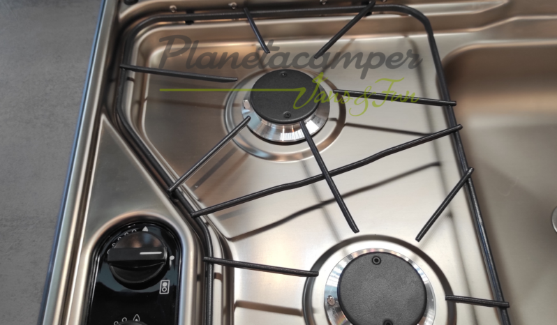 Camper PÖSSL SUMMIT SHINE 600RS PLUS lleno