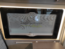 Camper PÖSSL SUMMIT SHINE 600RS PLUS lleno