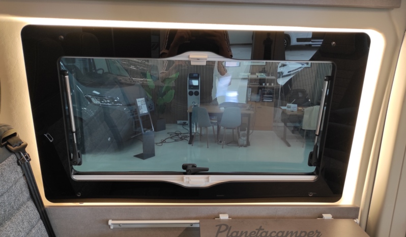 Camper PÖSSL SUMMIT SHINE 600RS PLUS lleno