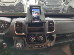 Camper PÖSSL SUMMIT SHINE 600RS PLUS lleno